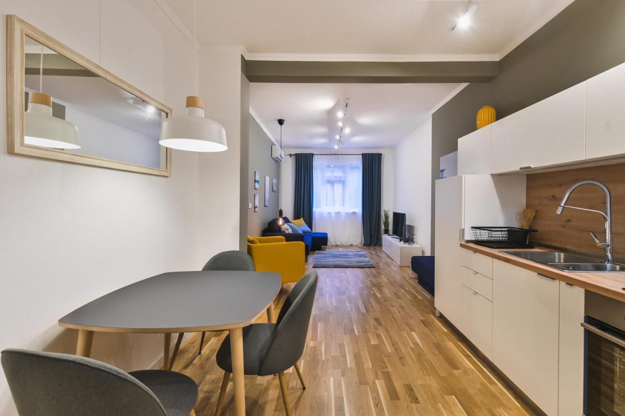 Pieces Of Nature In A Stylish One-Bedroom Flat By Flat Mаnager Sofia Exterior photo